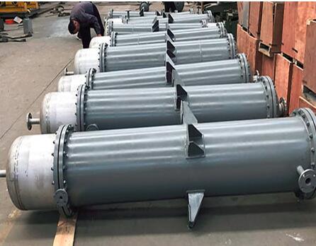 Shell type heat exchanger 